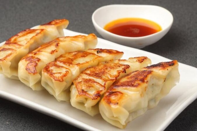 餃子ダイエットの適切な個数と効果について